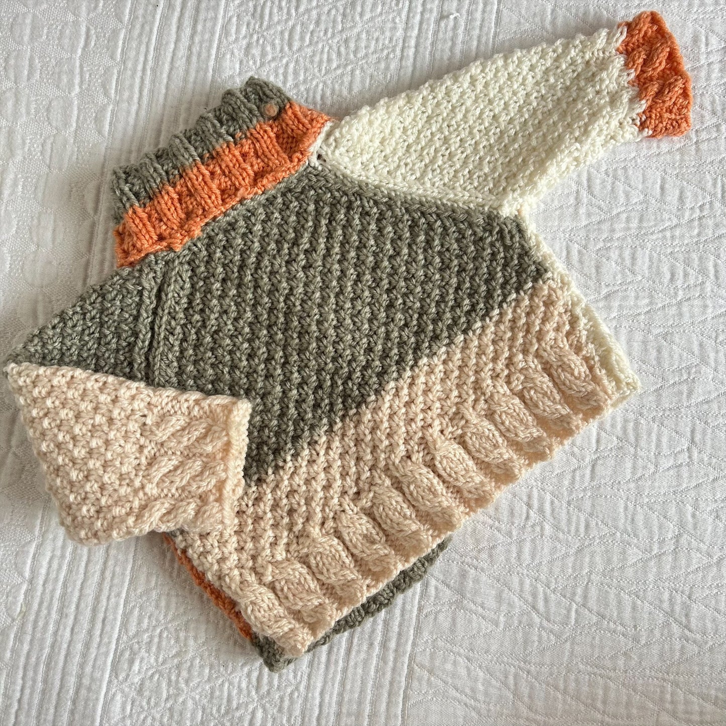 0-1 Month Handknitted Cardi